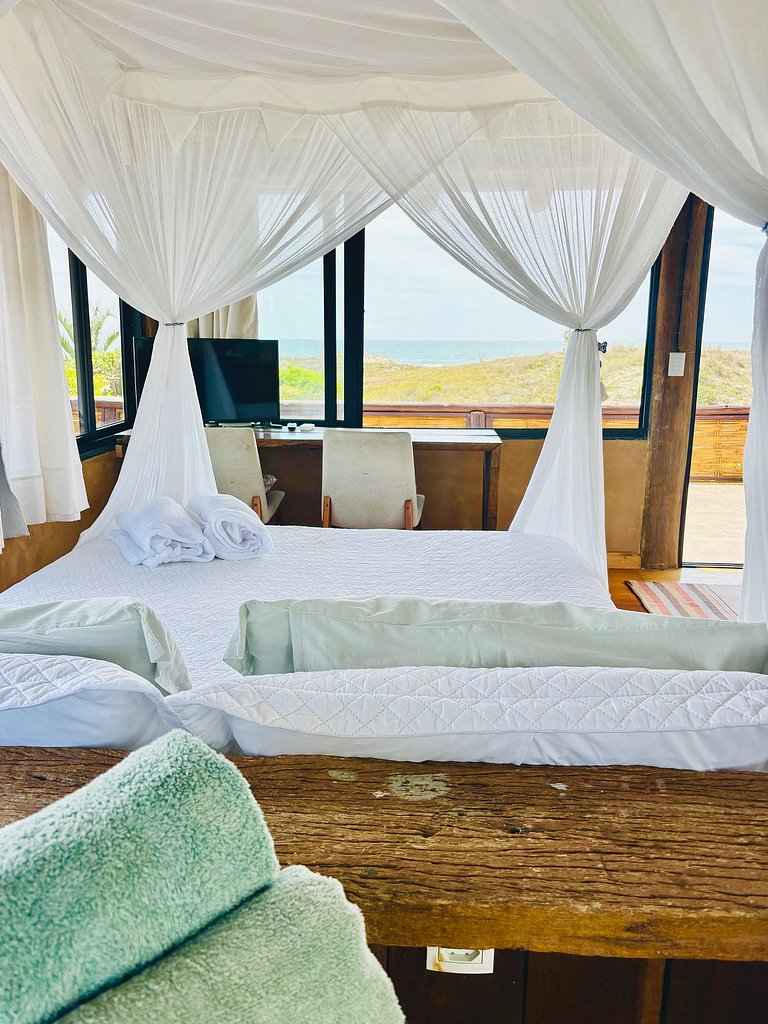 Casa NA PRAIA Beira Mar Barra Ibiraquera Studio+Terreo