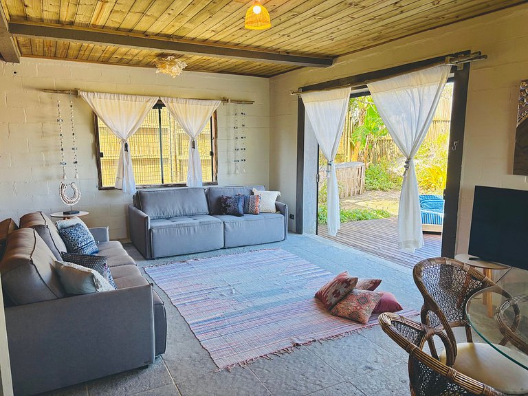 Casa NA PRAIA Beira Mar Barra Ibiraquera Studio+Terreo